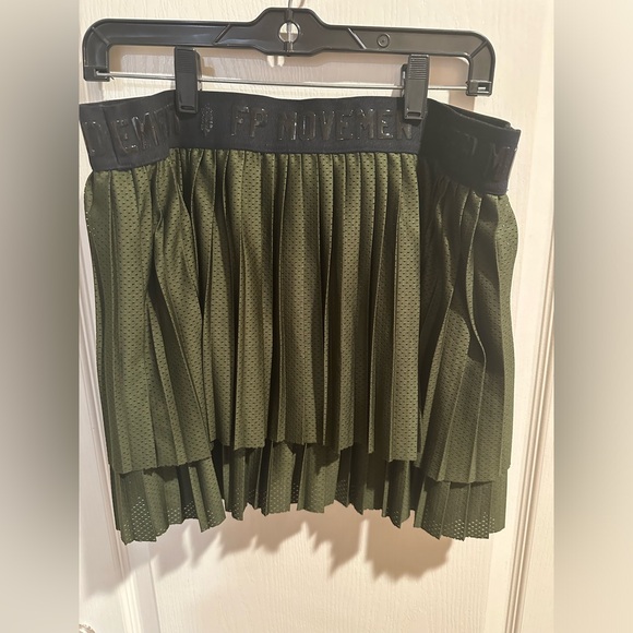 NWT FREE PEOPLE tiered skirt size XL - Picture 3 of 4